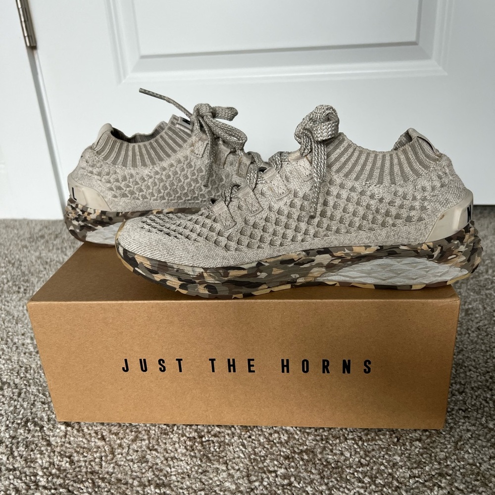 NOBULL WILD SAND KNIT RUNNER  size 8.5 Women’s 7 men’s